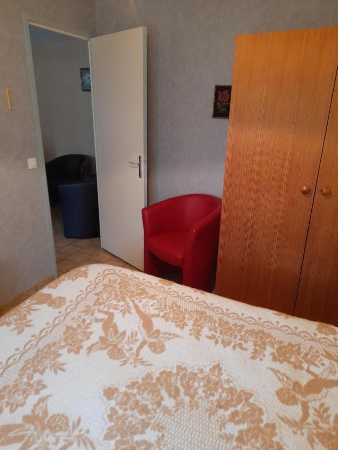 Appartement la chaume à Laugere Extérieur photo
